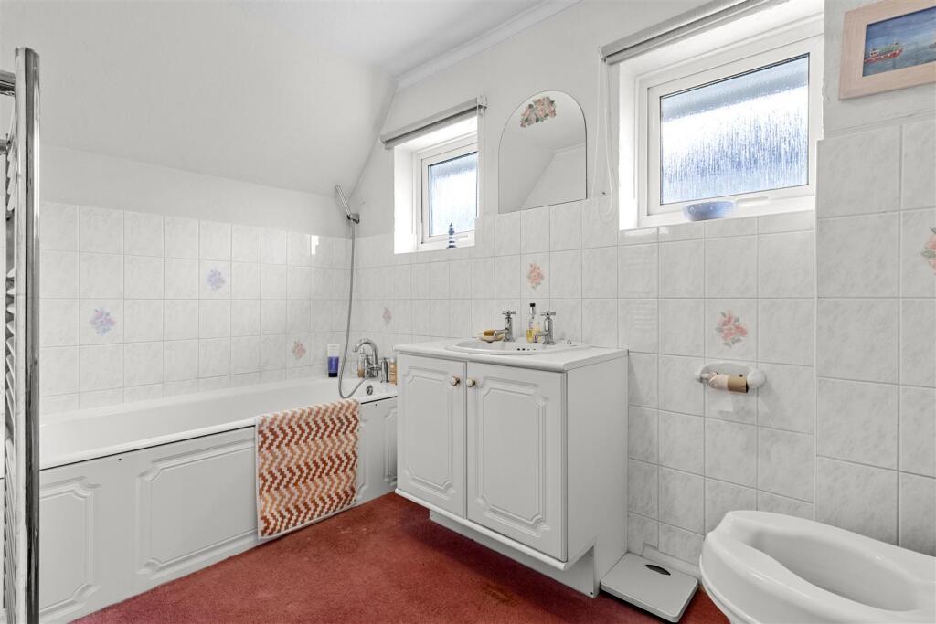 Ground Floor Ensuite