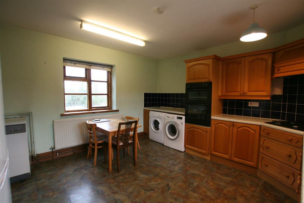 thegranaryhallow,kitchen2.JPG
