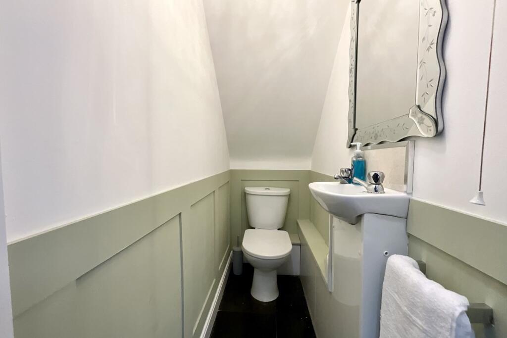 downstairs wc