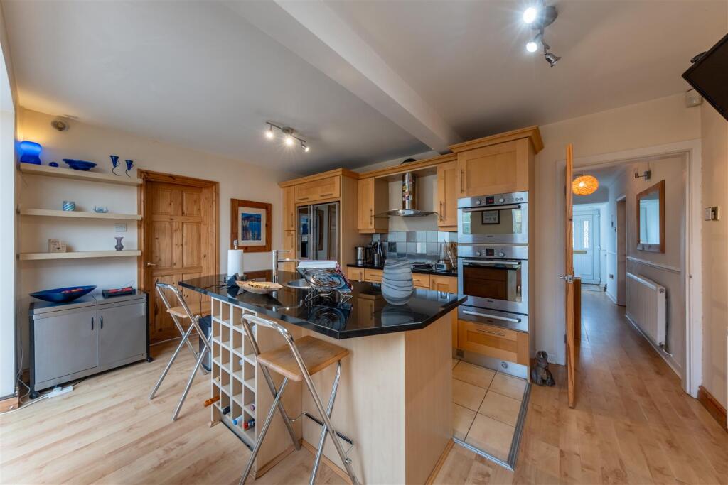 24 Burgamot Lane-004.jpg