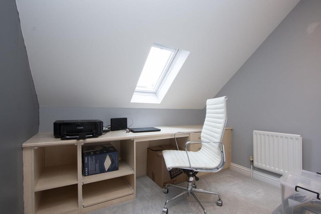 14 Hadleigh Drive, Sutton bedroom 3.jpg