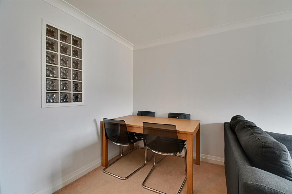 Dining Area.jpg