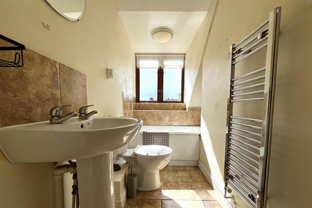 27 Rock House, Bethel Road St George, Bristol, BS5