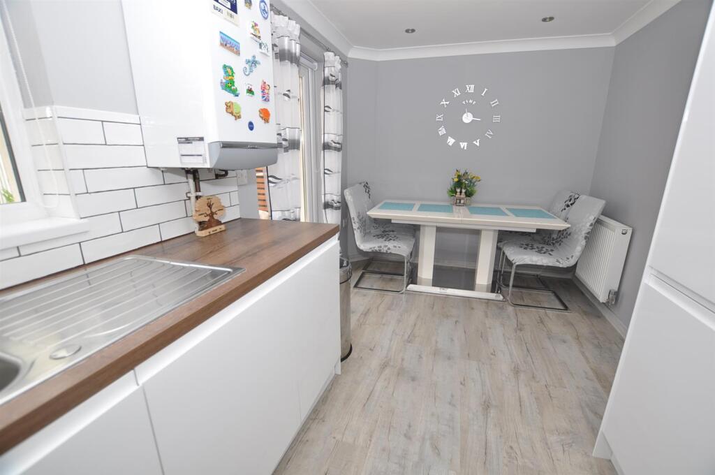 Kitchen/dining room