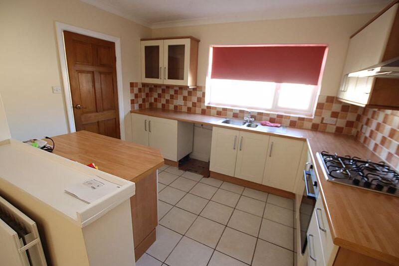 Kitchen alt view