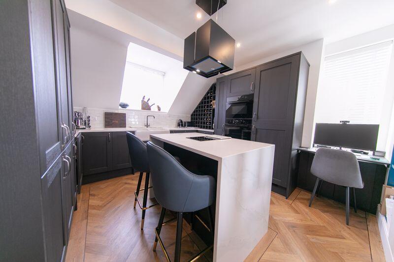 Kitchen &amp; home working space