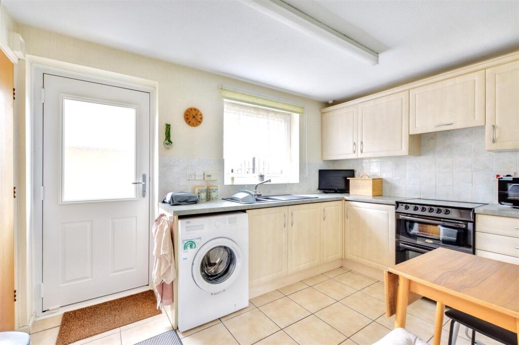 Kitchen_1.jpeg
