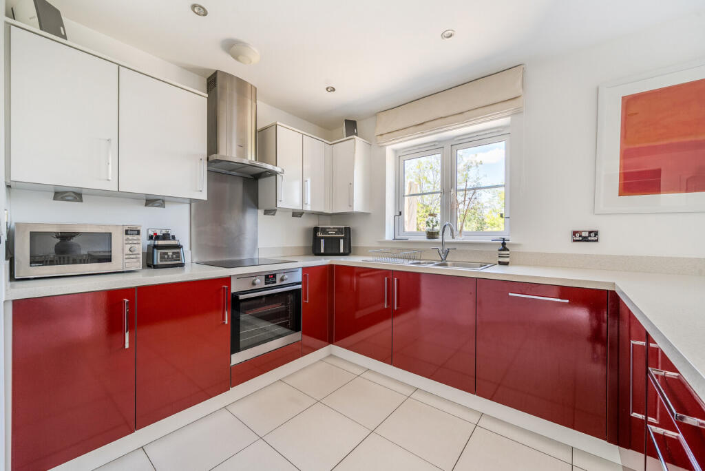 1319402-10-686d1b...