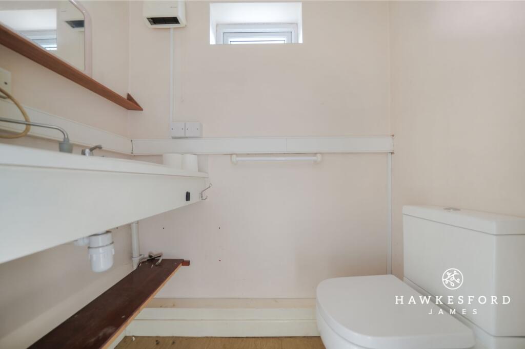 West Lane, Sittingbourne - Downstairs W.C