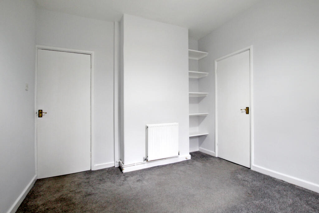 5.bedroom storage.jpg