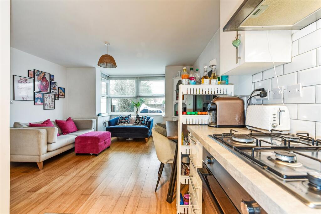 Kitchen to Lounge.jpg