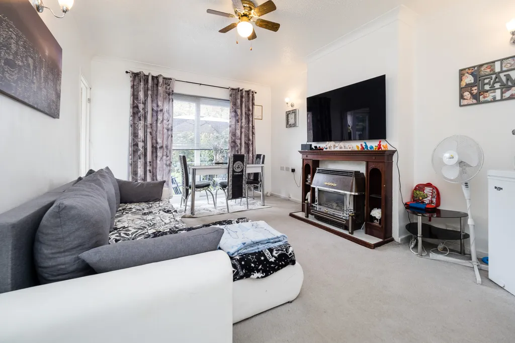 Living/Dining Room