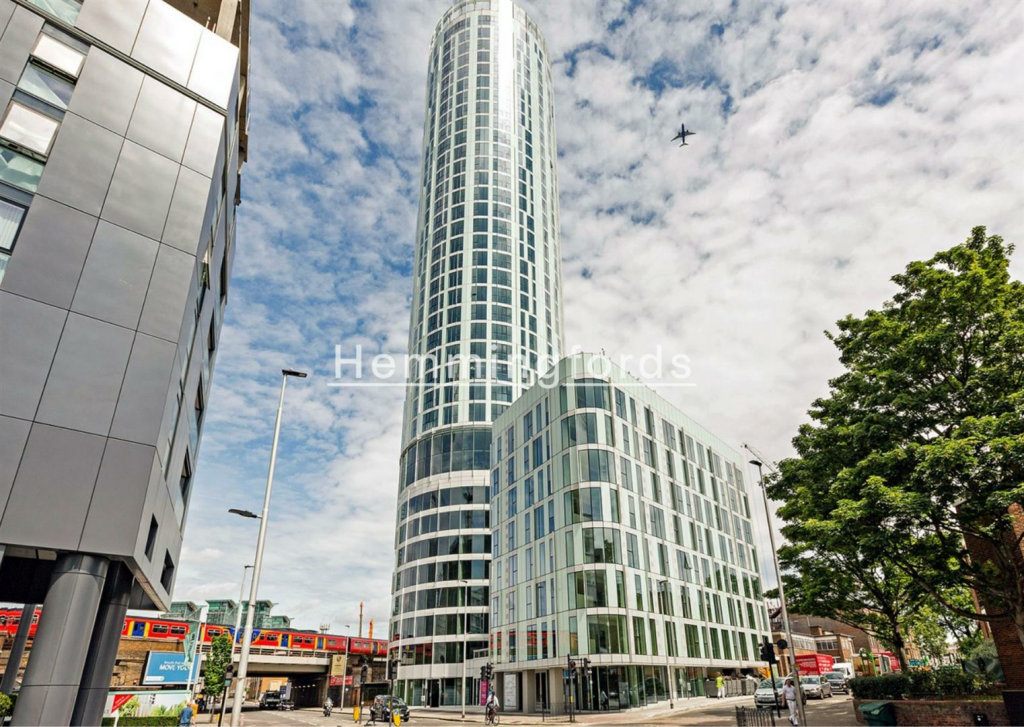 Flat 1003, Sky Gardens, 155 Wandsworth Road, Londo