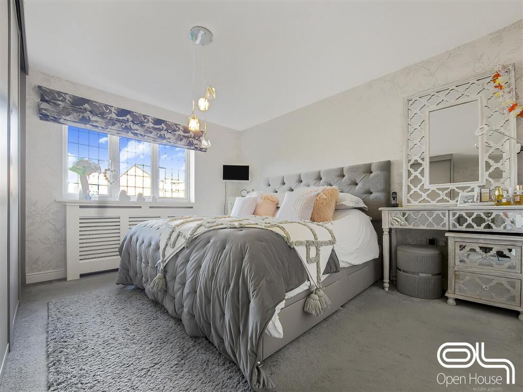 Doveridge Road, Burton on Trent (51).jpg