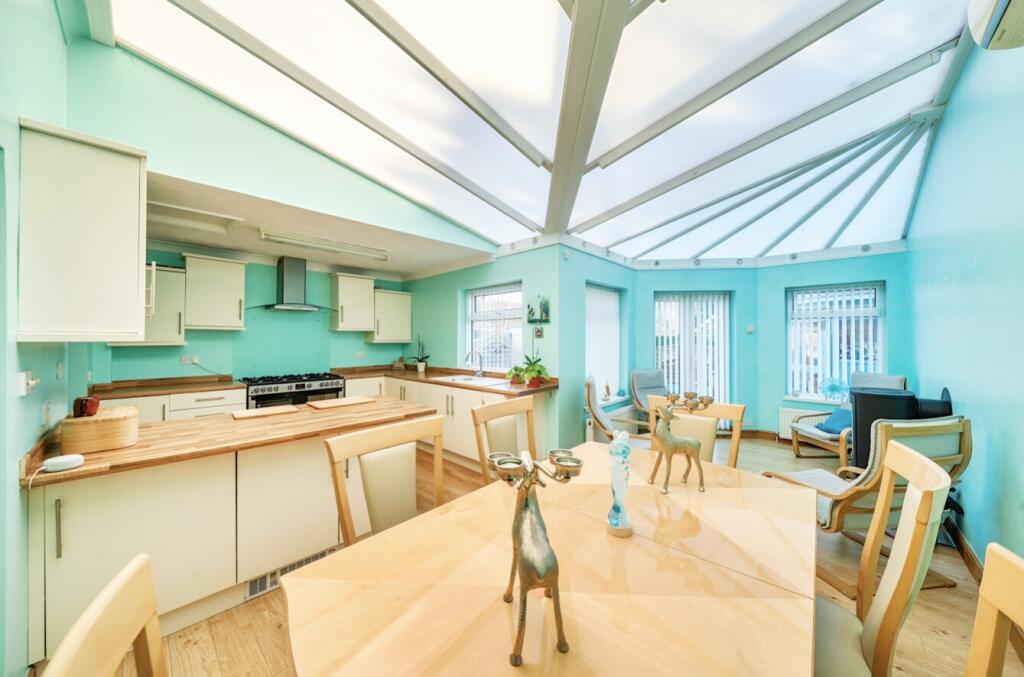 1381281-9-69204bc5b914f