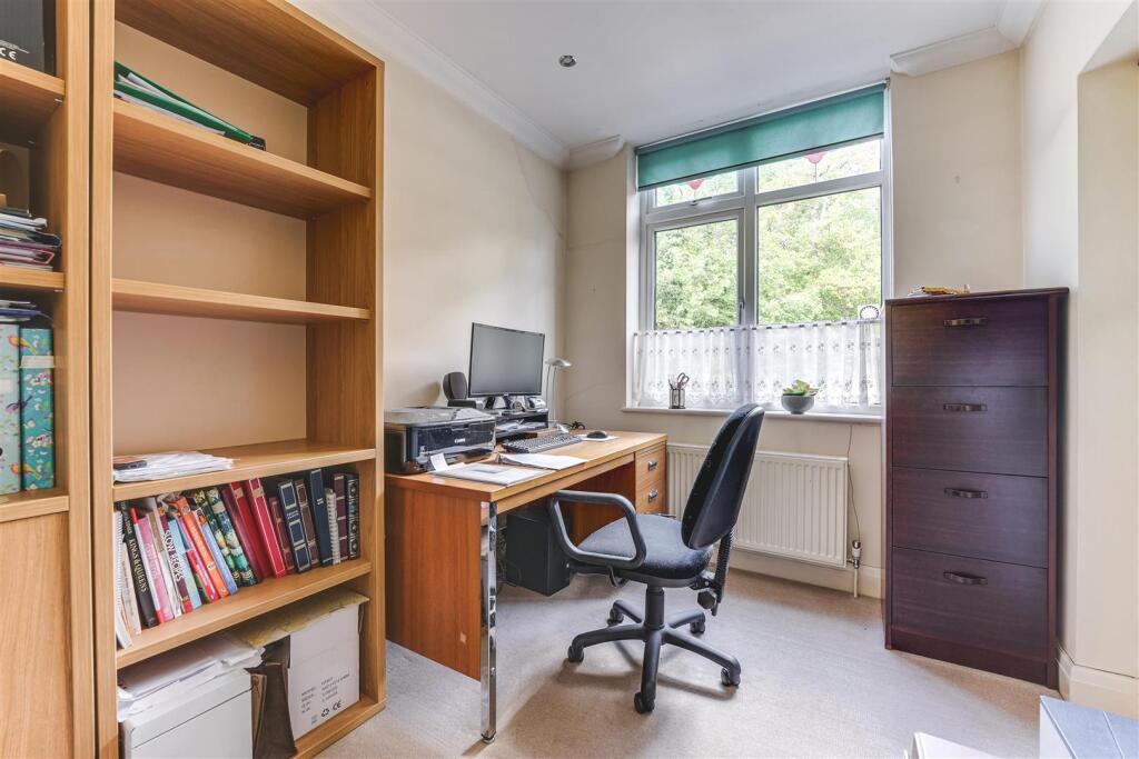 Phipps Hatch Lane-1.jpg