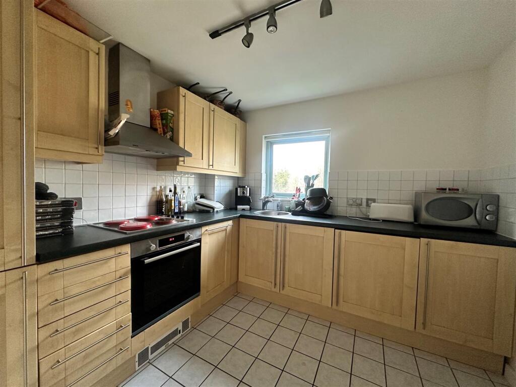 Kitchen, Connexions Building, Eden Harper SW11