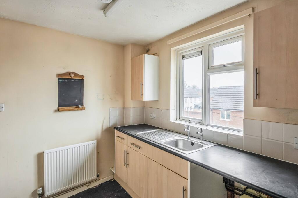 88 Allington Way, Chippenham, Wiltshire, SN14 0JU