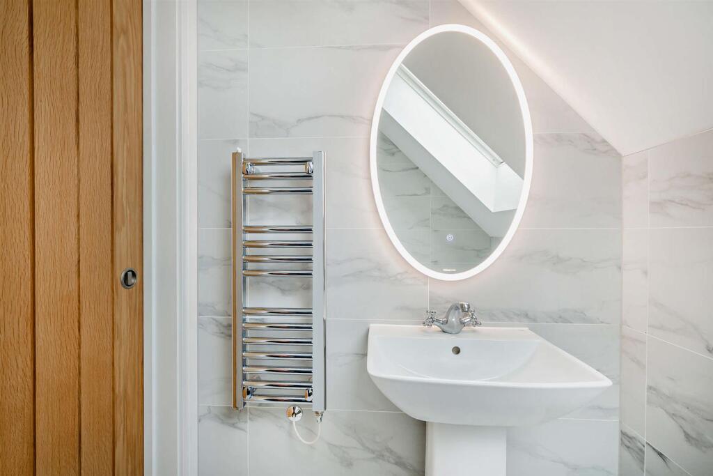 8651678-interior16-800.jpg