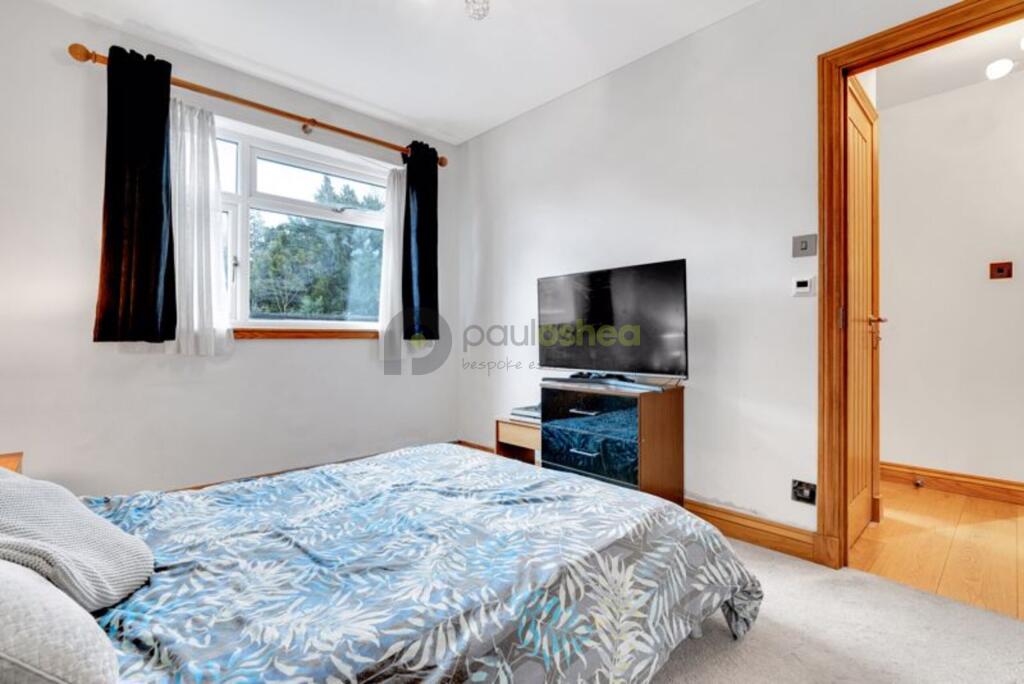 070Paul-O-shea-2-bed-RENT-CR2-www.steelelondon.co.