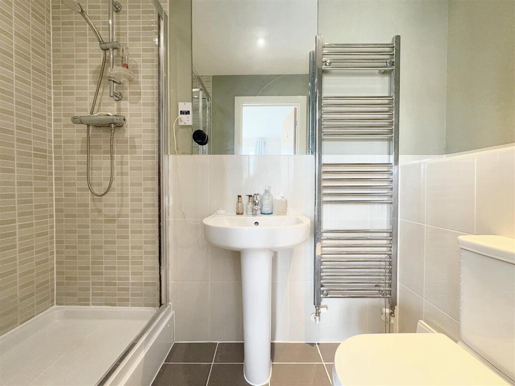 En-suite Bedroom One