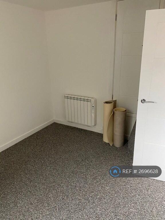 Bedroom 2-2