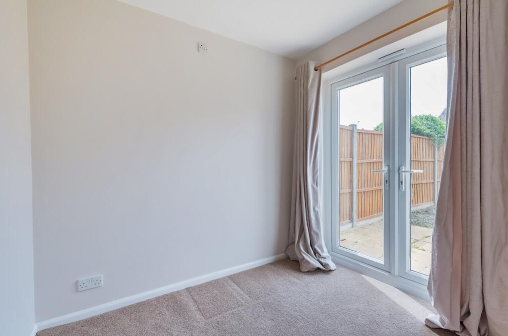 1330866-11-6889fed0a6b9d