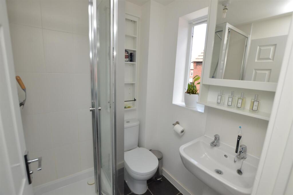 En-suite shower room