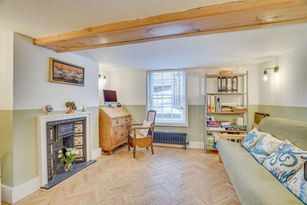 Snug / Guest Bedroom