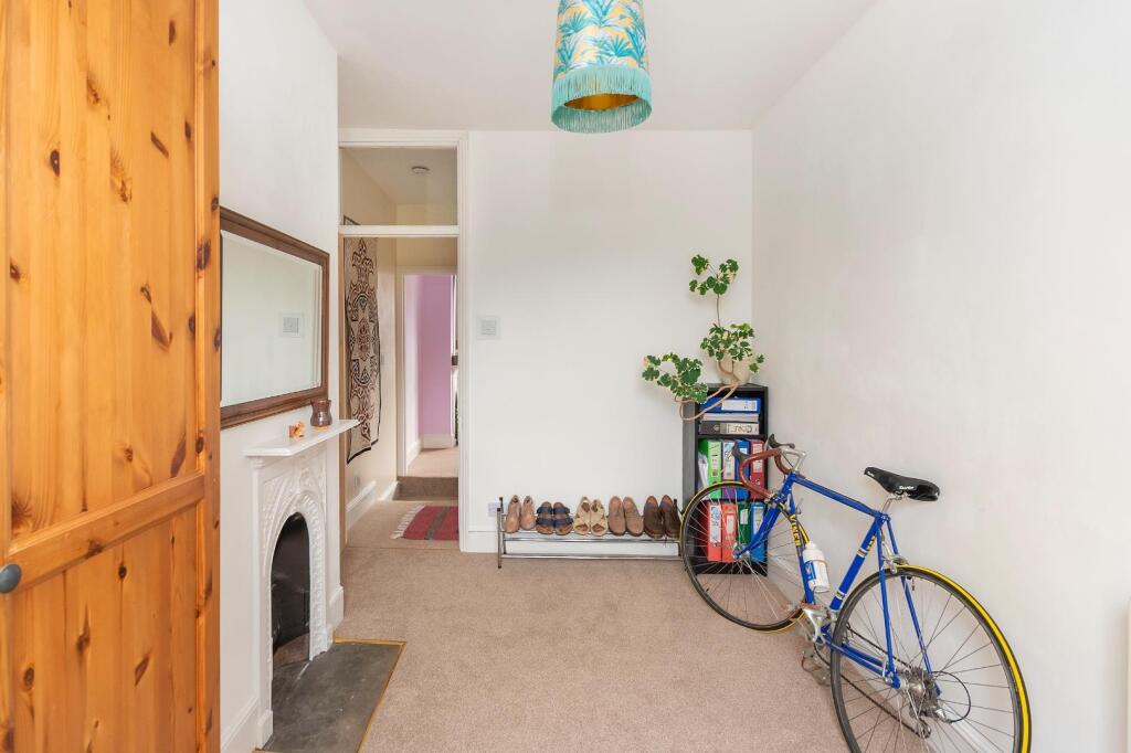 2P0RHD - Bedroom A.jpg