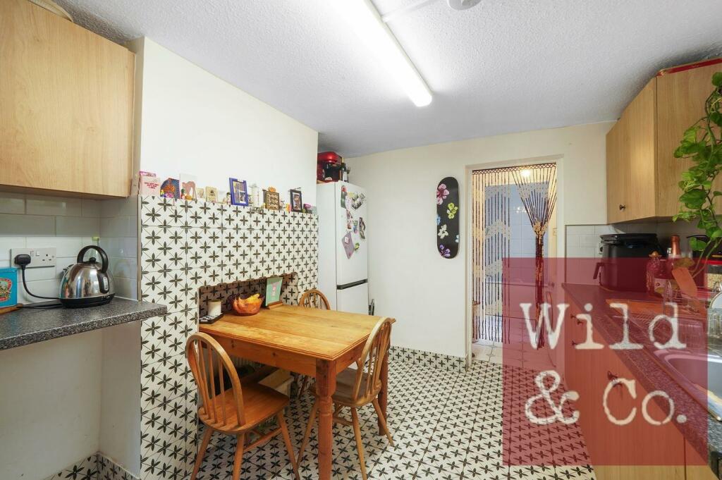 Barretts Grove - GgQNZIKI90acek5sa540.jpg