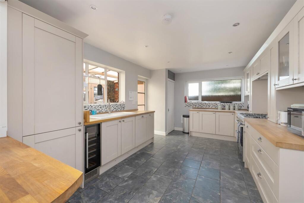 Florence Avenue, Whitstable