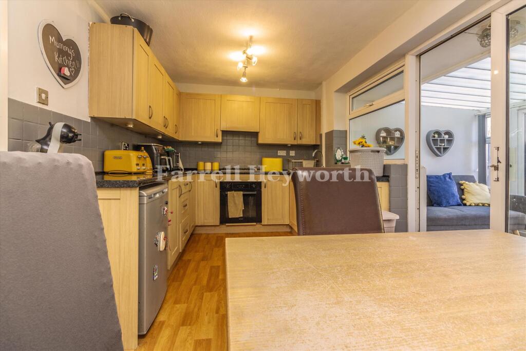 Kitchen c