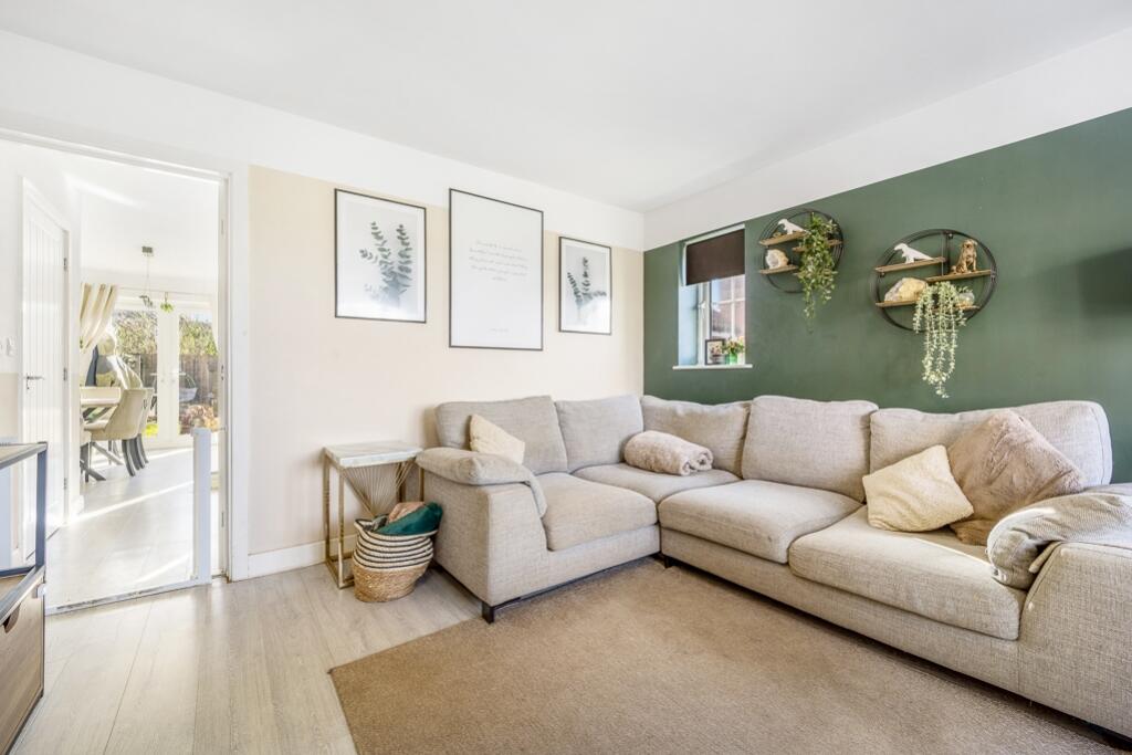 123 Willow Court (Cowbit)-12