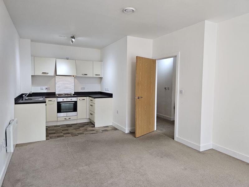 Lounge/Kitchen