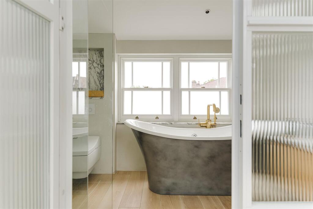 Navarino Road-44.jpg