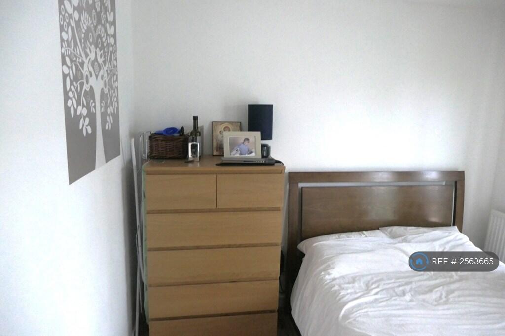 Bedroom King 2