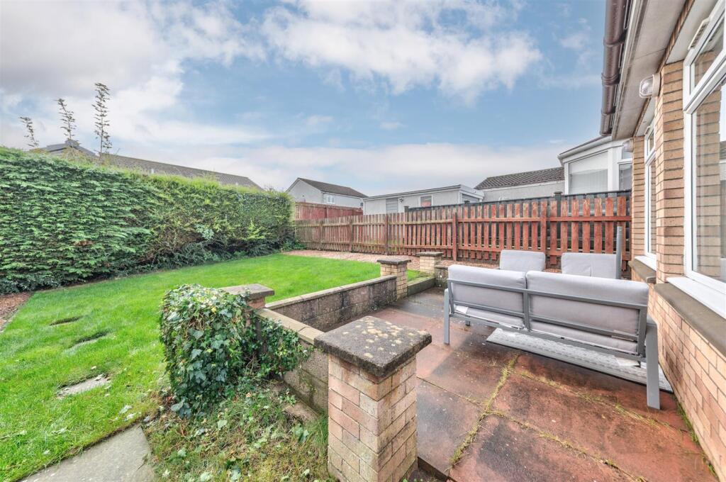 88 Peebles Drive Dundee-11.JPG