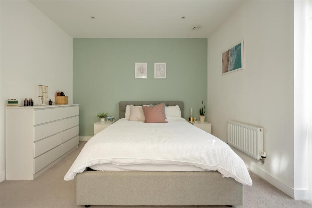 Richard Tress Way, E3