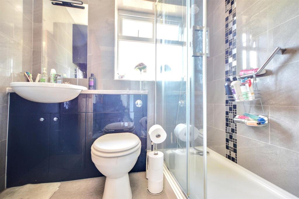 Bathroom.jpeg