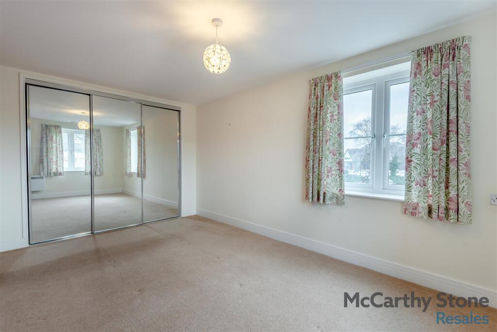 8637561-interior15.jpg