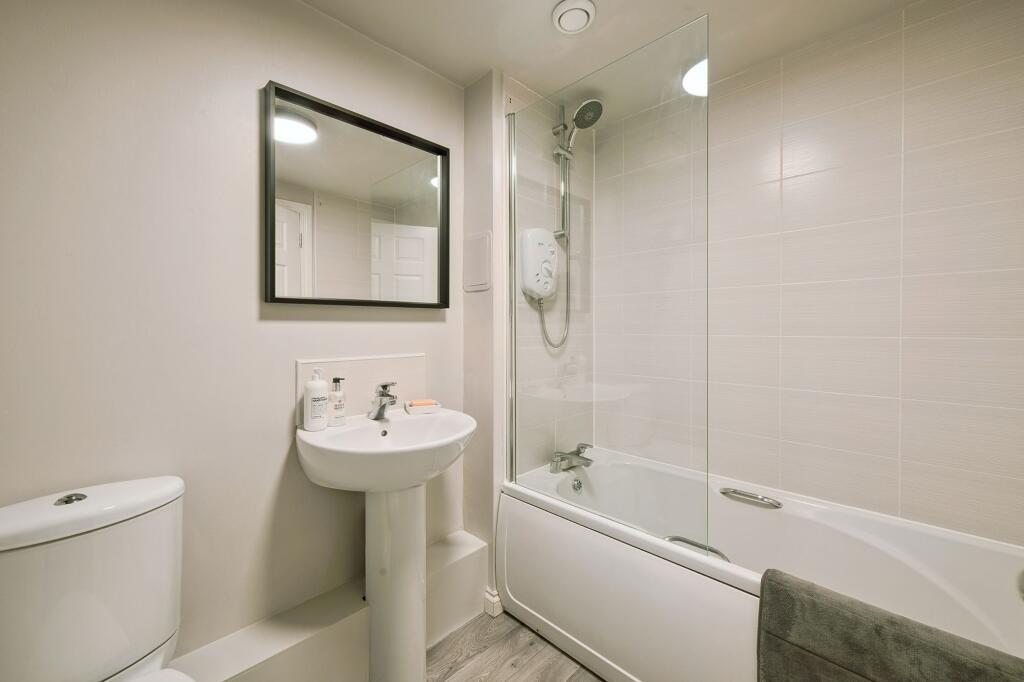 Family bathroom