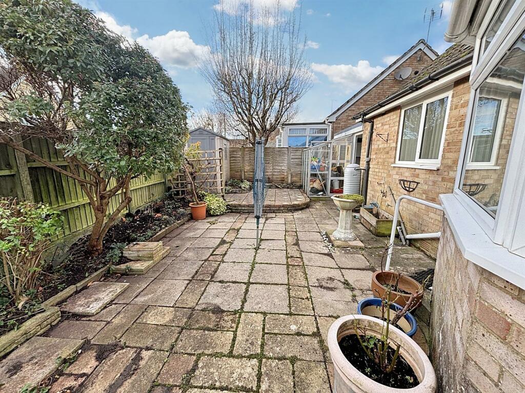 Garden 2.jpg