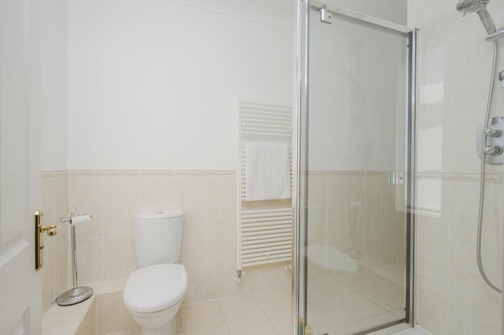Bedroom 2 Ensuite