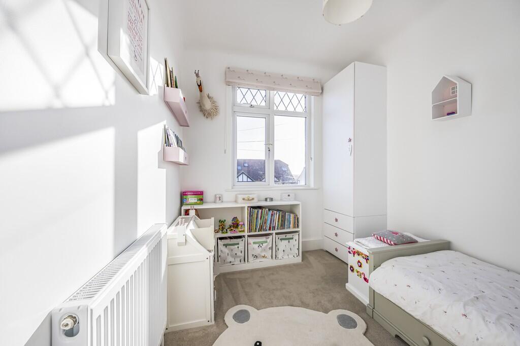 13 Grant Road, Fa...