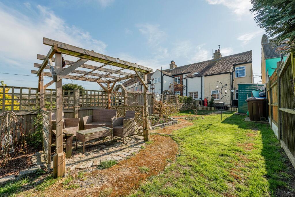 Rear Garden (4)