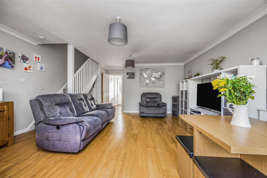 3 Lime Grove, Paulsgrove-Small-PorticoMarketing-Ne