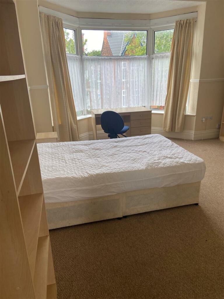 Bedroom 5.JPG
