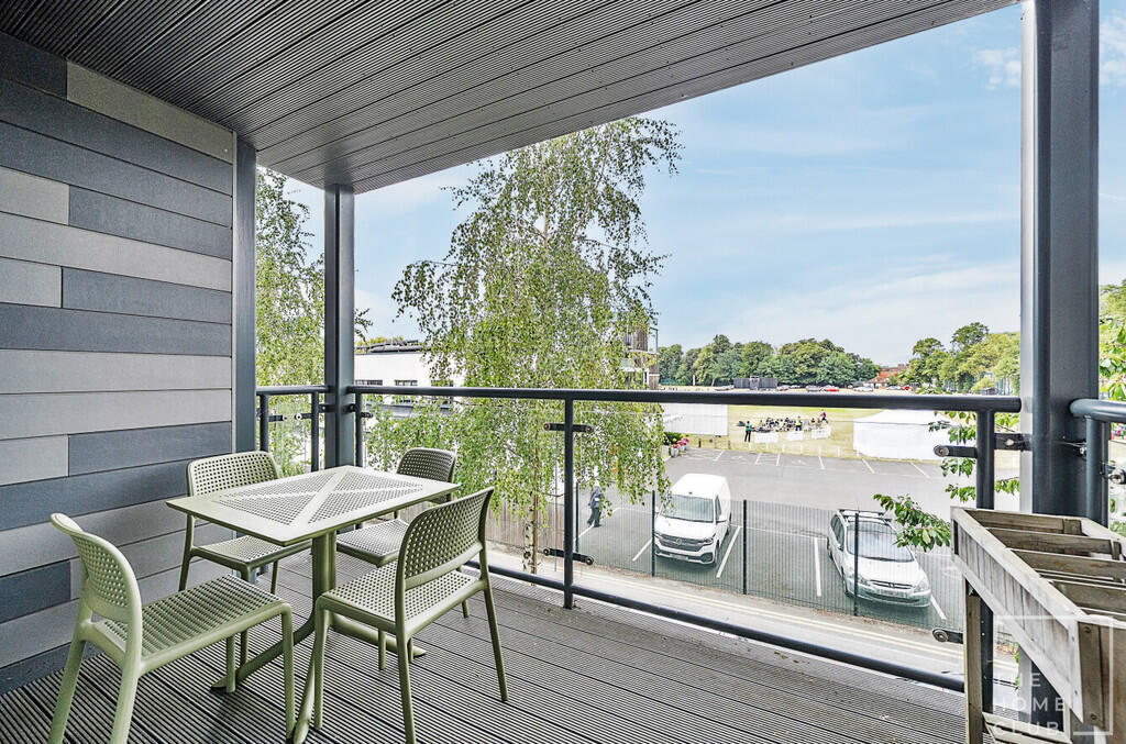 40f8c050-0de3-4ce...