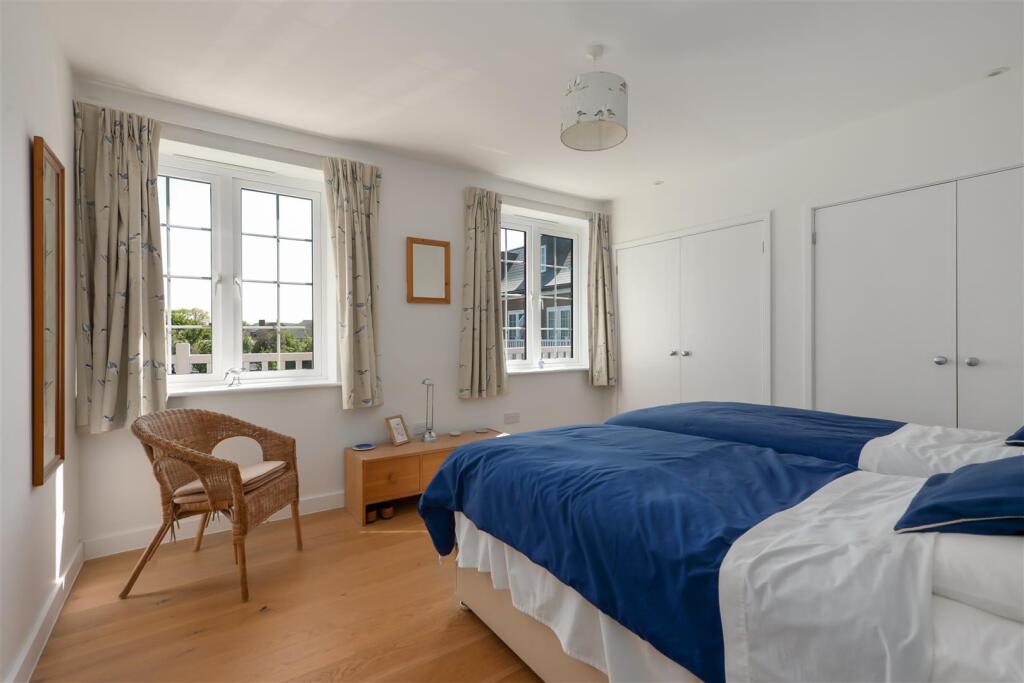 Chaucer House, Wheatley Road